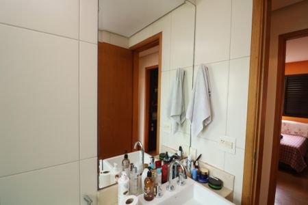 Apartamento à venda com 125m², 3 quartos e 3 vagasBanheiro