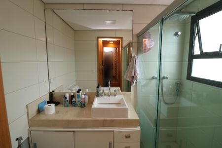 Apartamento à venda com 125m², 3 quartos e 3 vagasBanheiro da Suíte