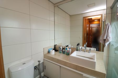 Apartamento à venda com 125m², 3 quartos e 3 vagasBanheiro da Suíte