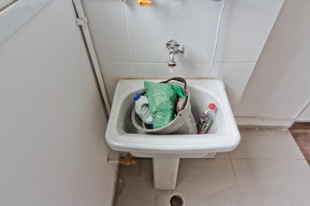 Apartamento para alugar com 42m², 2 quartos e sem vaga Apartamento para alugar com 42m², 2 quartos e sem vagaÁrea de Serviço