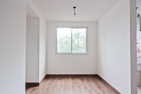Apartamento para alugar com 42m², 2 quartos e sem vaga Apartamento para alugar com 42m², 2 quartos e sem vagaSala