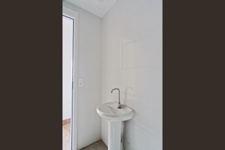 Apartamento para alugar com 42m², 2 quartos e sem vaga Apartamento para alugar com 42m², 2 quartos e sem vagaBanheiro