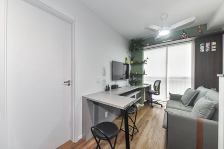 Sala - Cozinha Integrada de apartamento à venda com 1 quarto, 30m² em Jardim Caravelas, São Paulo
