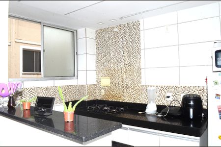 Apartamento para alugar com 83m², 2 quartos e 2 vagasCozinha