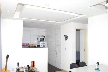 Apartamento para alugar com 83m², 2 quartos e 2 vagasSala