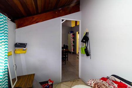 Casa à venda com 195m², 3 quartos e 2 vagas Casa à venda com 195m², 3 quartos e 2 vagasQuarto 2