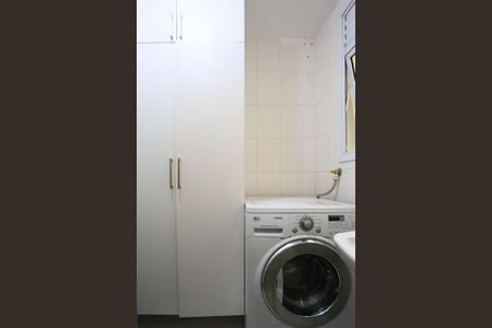 Apartamento à venda com 88m², 1 quarto e 2 vagas Apartamento à venda com 88m², 1 quarto e 2 vagasÁrea de Serviço