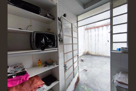 Casa à venda com 160m², 3 quartos e 2 vagas Casa à venda com 160m², 3 quartos e 2 vagasÁrea de Serviço