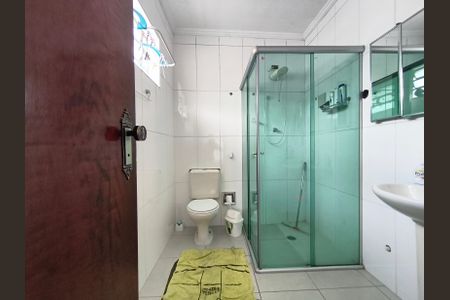 Casa à venda com 160m², 3 quartos e 2 vagas Casa à venda com 160m², 3 quartos e 2 vagasBanheiro da Suíte