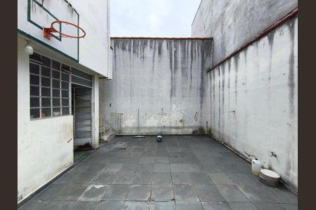 Casa à venda com 160m², 3 quartos e 2 vagas Casa à venda com 160m², 3 quartos e 2 vagasQuintal