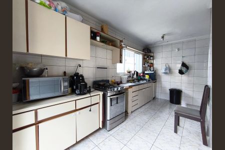 Casa à venda com 160m², 3 quartos e 2 vagas Casa à venda com 160m², 3 quartos e 2 vagasCozinha