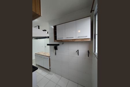 Apartamento à venda com 49m², 2 quartos e 1 vagaCozinha - Armários