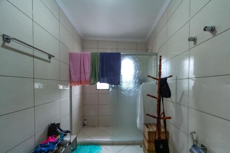 Casa à venda com 253m², 3 quartos e 3 vagasBanheiro da Suíte