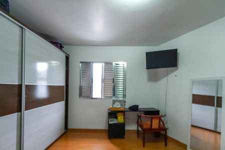 Casa à venda com 253m², 3 quartos e 3 vagasQuarto 2