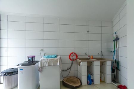 Casa à venda com 253m², 3 quartos e 3 vagasÁrea de Serviço