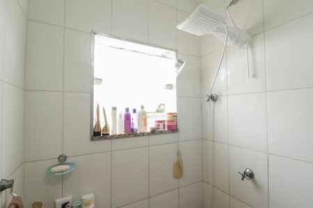 Casa para alugar com 113m², 2 quartos e 2 vagas Casa para alugar com 113m², 2 quartos e 2 vagasBanheiro da Suíte 1