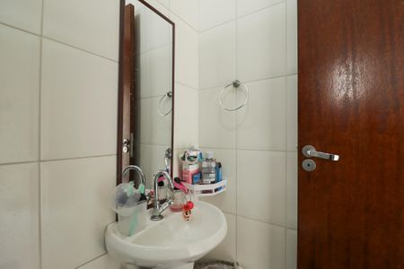 Casa para alugar com 113m², 2 quartos e 2 vagas Casa para alugar com 113m², 2 quartos e 2 vagasBanheiro da Suíte 1