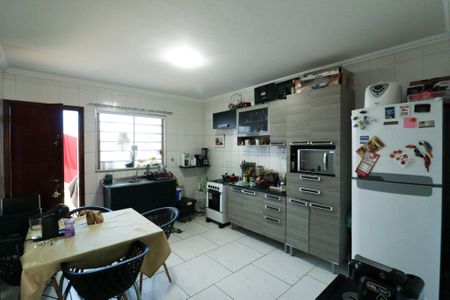 Casa para alugar com 113m², 2 quartos e 2 vagas Casa para alugar com 113m², 2 quartos e 2 vagasCozinha