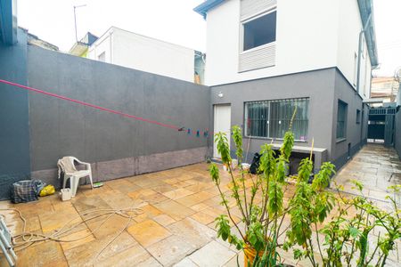 Casa para alugar com 280m², 3 quartos e 2 vagas Casa para alugar com 280m², 3 quartos e 2 vagasQuintal