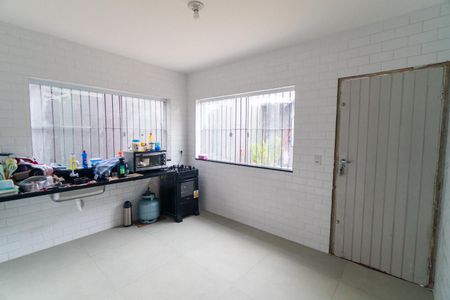 Casa para alugar com 280m², 3 quartos e 2 vagas Casa para alugar com 280m², 3 quartos e 2 vagasCozinha