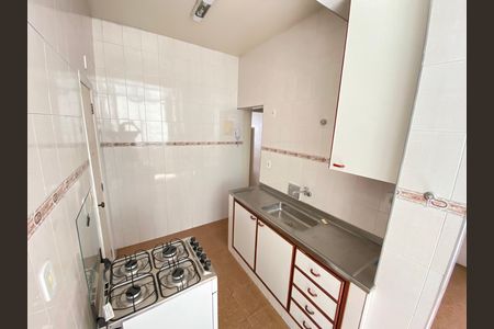 Apartamento para alugar com 66m², 2 quartos e sem vaga Apartamento para alugar com 66m², 2 quartos e sem vagaCozinha