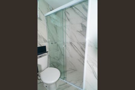 Apartamento à venda com 69m², 2 quartos e 1 vaga Apartamento à venda com 69m², 2 quartos e 1 vagaBanheiro da Suíte