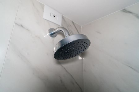 Apartamento à venda com 69m², 2 quartos e 1 vaga Apartamento à venda com 69m², 2 quartos e 1 vagaBanheiro da Suíte