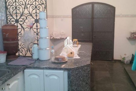 Casa à venda com 5 quartos, 325m² em Jardim Amoreiras, Campinas