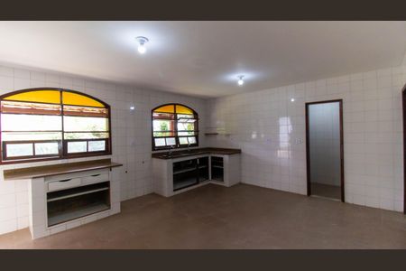 Casa de condomínio à venda com 160m², 3 quartos e 5 vagas Casa de condomínio à venda com 160m², 3 quartos e 5 vagasCozinha