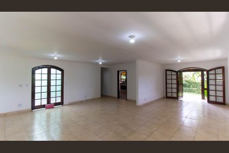 Sala de casa de condomínio à venda com 3 quartos, 160m² em Vila Progresso, Niterói