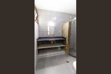 Casa de condomínio à venda com 160m², 3 quartos e 5 vagas Casa de condomínio à venda com 160m², 3 quartos e 5 vagasBanheiro Social