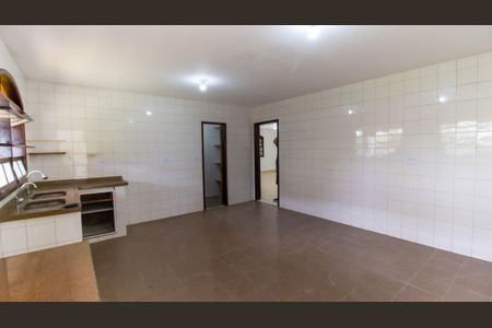 Casa de condomínio à venda com 160m², 3 quartos e 5 vagas Casa de condomínio à venda com 160m², 3 quartos e 5 vagasCozinha
