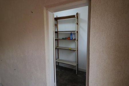 Casa à venda com 82m², 2 quartos e 1 vagaQuarto de Serviço