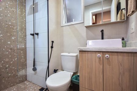 Apartamento para alugar com 74m², 2 quartos e 2 vagasBanheiro