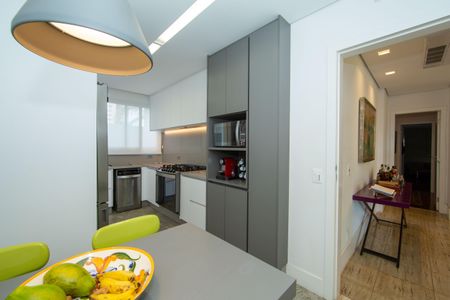 Apartamento para alugar com 233m², 4 quartos e 4 vagasCozinha