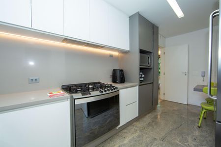 Apartamento para alugar com 233m², 4 quartos e 4 vagasCozinha