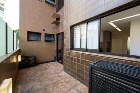 Apartamento para alugar com 233m², 4 quartos e 4 vagasVaranda do Quarto 4