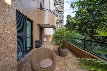 Apartamento para alugar com 233m², 4 quartos e 4 vagasVaranda da Sala