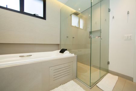 Apartamento para alugar com 233m², 4 quartos e 4 vagasBanheiro 1