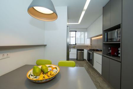 Apartamento para alugar com 233m², 4 quartos e 4 vagasCozinha