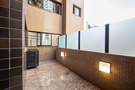 Apartamento para alugar com 233m², 4 quartos e 4 vagasVaranda do Quarto 4