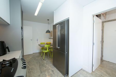 Apartamento para alugar com 233m², 4 quartos e 4 vagasCozinha