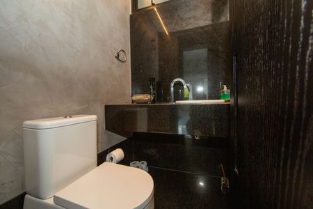 Apartamento para alugar com 233m², 4 quartos e 4 vagasLavabo