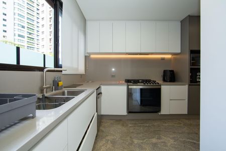 Apartamento para alugar com 233m², 4 quartos e 4 vagasCozinha