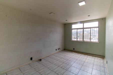 Apartamento à venda com 75m², 2 quartos e 1 vagaSala