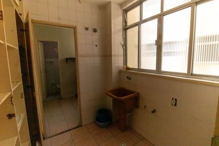 Apartamento à venda com 75m², 2 quartos e 1 vagaÁrea de Serviço