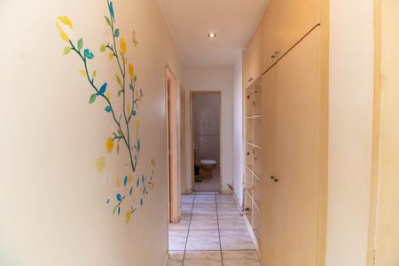 Apartamento à venda com 75m², 2 quartos e 1 vagaCorredor