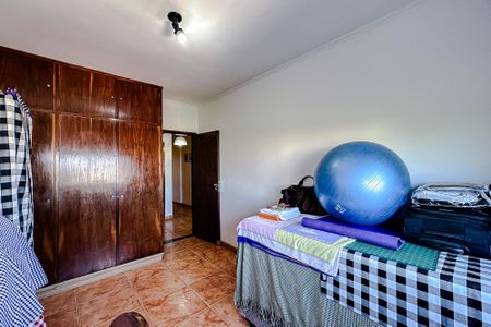 Apartamento à venda com 150m², 3 quartos e 1 vagaQuarto 2