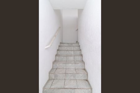 Studio para alugar com 35m², 1 quarto e sem vagaEscada