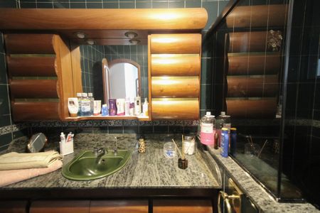 Apartamento à venda com 118m², 3 quartos e 2 vagasBanheiro